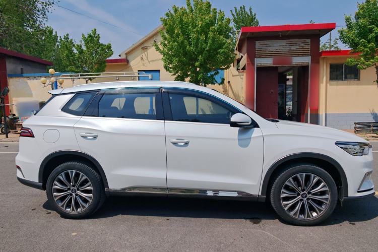 Used BYD Song Pro New Energy 2019 DM 1.5T Four-Wheel Drive Performance Edition Deluxe Model Exterior 2