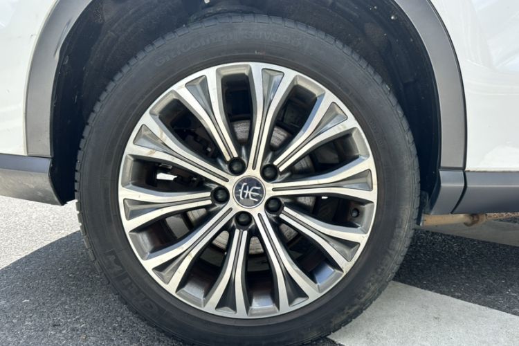 Used BYD Song Pro New Energy 2019 DM 1.5T Four-Wheel Drive Performance Edition Deluxe Model Exterior 3