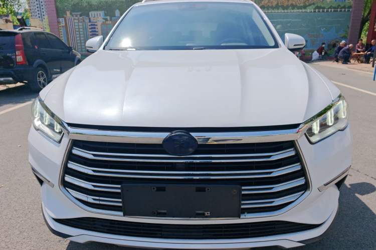 Used BYD Song Pro New Energy 2019 DM 1.5T Four-Wheel Drive Performance Edition Deluxe Model Front