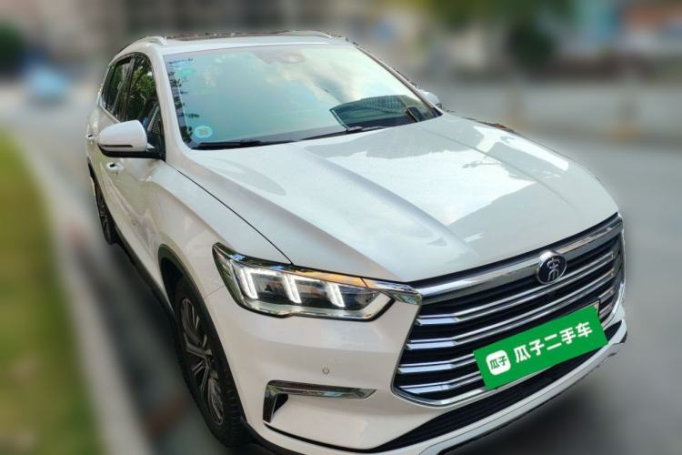 Used BYD Song Pro New Energy 2019 DM 1.5T Four-Wheel Drive Performance Edition Flagship Model Front Right 45 Deg