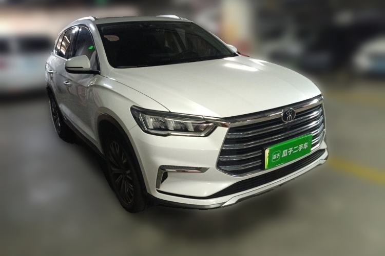 Used BYD Song Pro New Energy 2019 DM 1.5T Four-Wheel Drive Performance Edition Deluxe Model Front Right 45 Deg