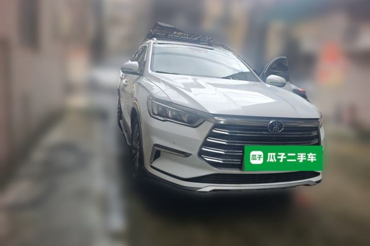 Used BYD Song Pro New Energy 2019 DM 1.5T Four-Wheel Drive Performance Edition Flagship Model Front Right 45 Deg