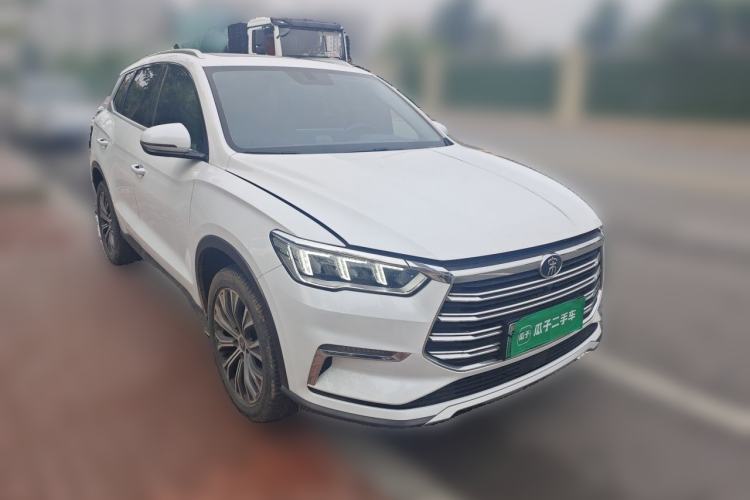 Used BYD Song Pro New Energy 2019 DM 1.5T Four-Wheel Drive Performance Edition Deluxe Model Front Right 45 Deg