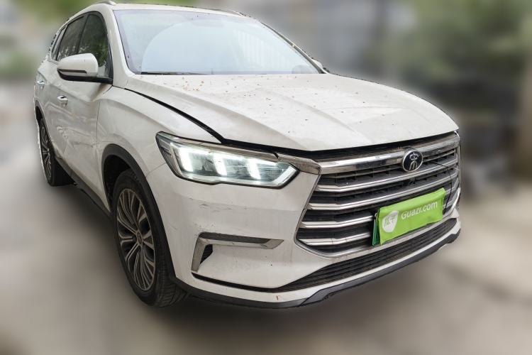 Used BYD Song Pro New Energy 2019 DM 1.5T Four-Wheel Drive Performance Edition Deluxe Model Front Right 45 Deg