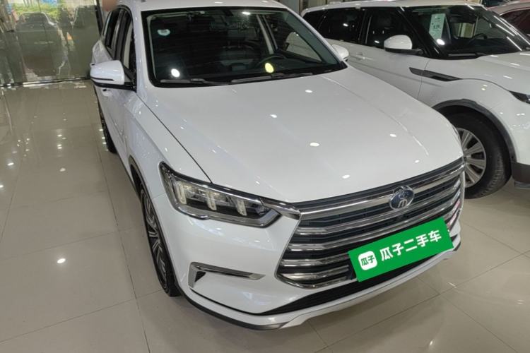 Used BYD Song Pro New Energy 2019 DM 1.5T Four-Wheel Drive Performance Edition Deluxe Model Front Right 45 Deg