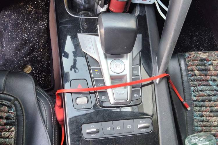 Used BYD Song Pro New Energy 2019 DM 1.5T Four-Wheel Drive Performance Edition Deluxe Model Gear Lever
