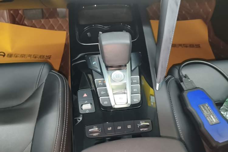 Used BYD Song Pro New Energy 2019 DM 1.5T Four-Wheel Drive Performance Edition Deluxe Model Gear Lever
