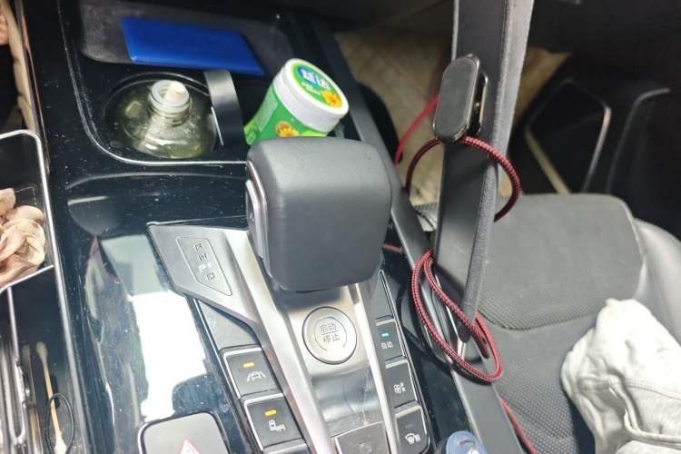 Used BYD Song Pro New Energy 2019 DM 1.5T Four-Wheel Drive Performance Edition Flagship Model Gear Lever