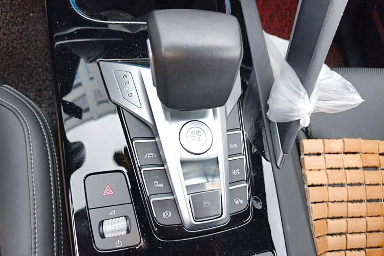 Used BYD Song Pro New Energy 2019 DM 1.5T Four-Wheel Drive Performance Edition Flagship Model Gear Lever