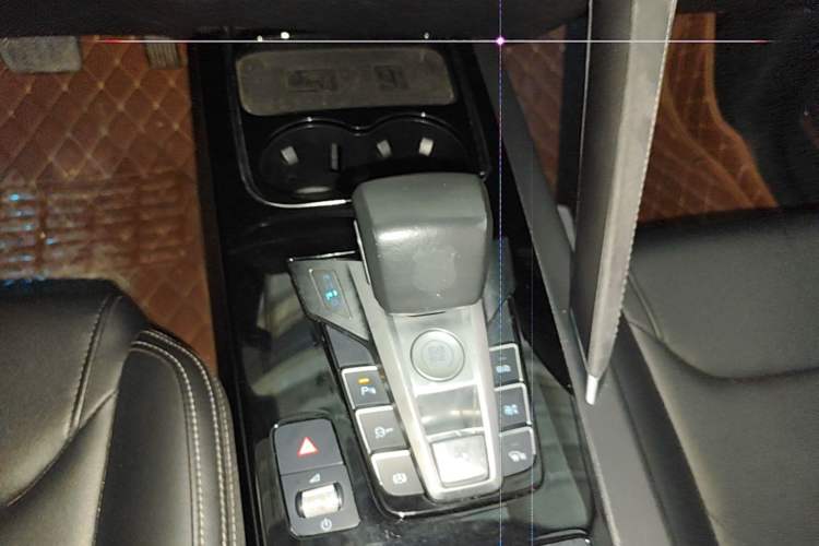 Used BYD Song Pro New Energy 2019 DM 1.5T Four-Wheel Drive Performance Edition Deluxe Model Gear Lever