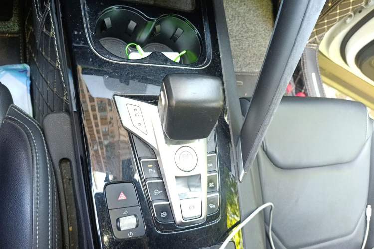 Used BYD Song Pro New Energy 2019 DM 1.5T Four-Wheel Drive Performance Edition Deluxe Model Gear Lever