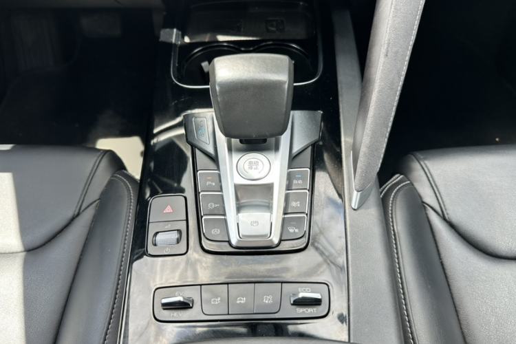 Used BYD Song Pro New Energy 2019 DM 1.5T Four-Wheel Drive Performance Edition Deluxe Model Gear Lever