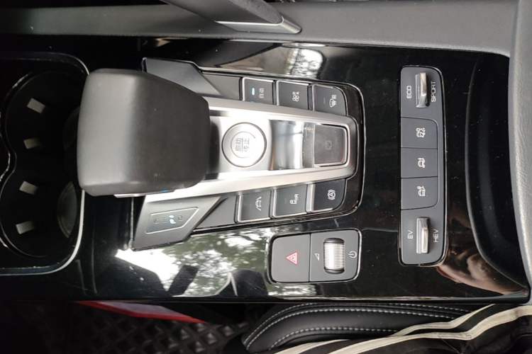 Used BYD Song Pro New Energy 2019 DM 1.5T Four-Wheel Drive Performance Edition Flagship Model Gear Lever