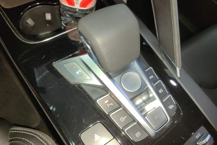 Used BYD Song Pro New Energy 2019 DM 1.5T Four-Wheel Drive Performance Edition Deluxe Model Gear Lever