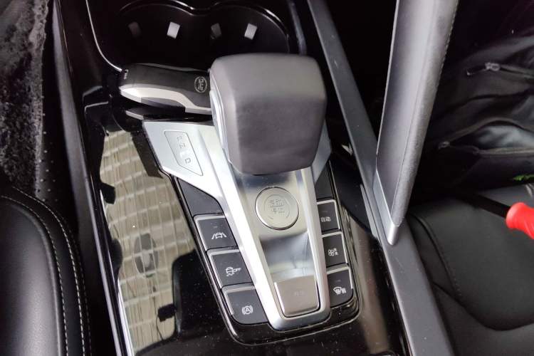 Used BYD Song Pro New Energy 2019 EV High-Power Deluxe Model Gear Lever