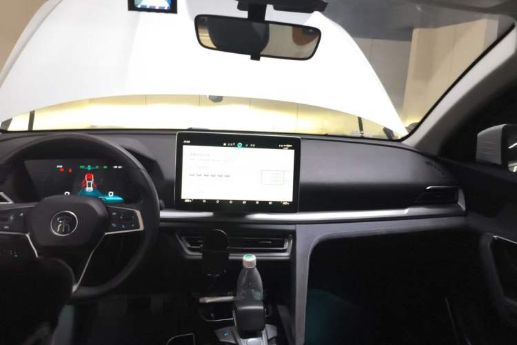Used BYD Song Pro New Energy 2019 DM 1.5T Four-Wheel Drive Performance Edition Comfort Model Headliner