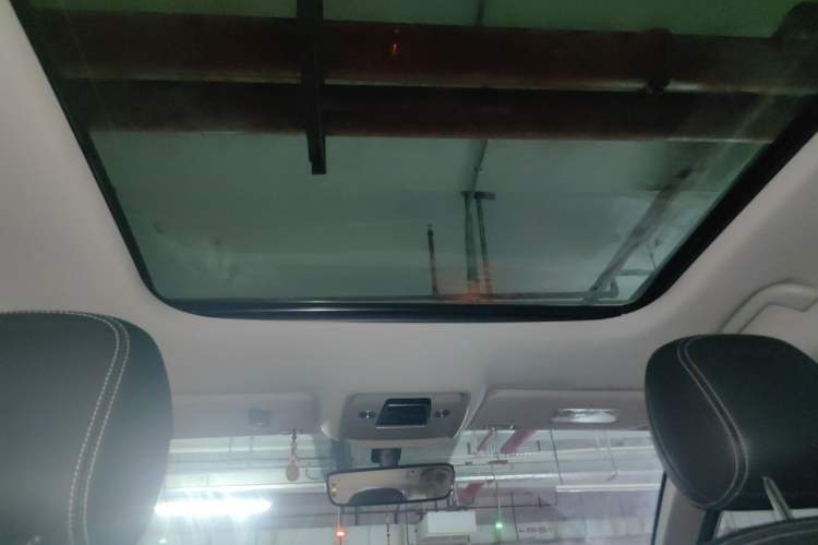 Used BYD Song Pro New Energy 2019 DM 1.5T Four-Wheel Drive Performance Edition Deluxe Model Headliner