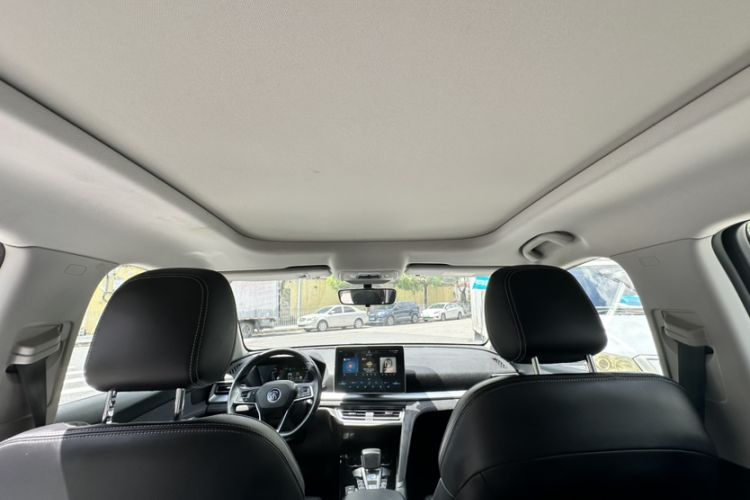 Used BYD Song Pro New Energy 2019 DM 1.5T Four-Wheel Drive Performance Edition Deluxe Model Headliner