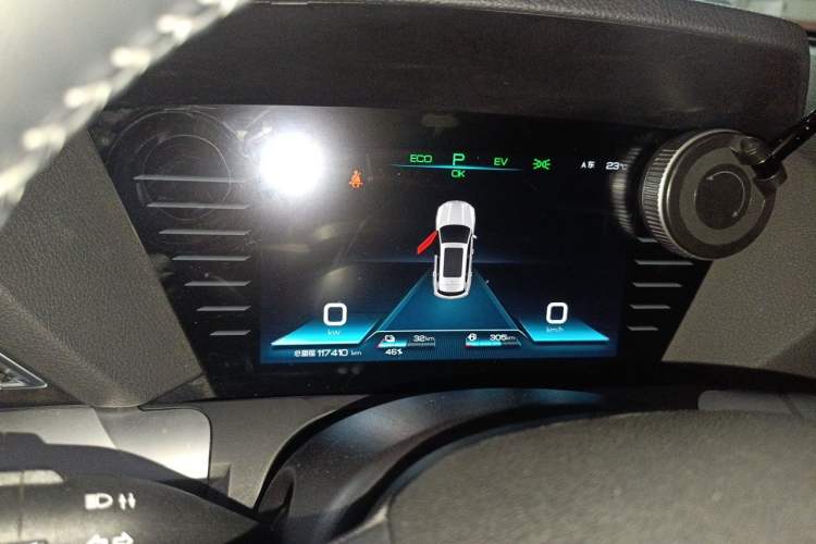 Used BYD Song Pro New Energy 2019 DM 1.5T Four-Wheel Drive Performance Edition Deluxe Model Instrument Cluster