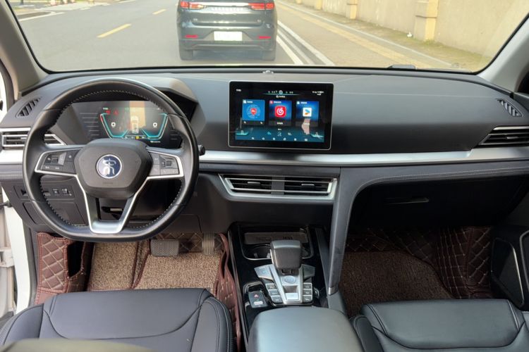 Used BYD Song Pro New Energy 2019 DM 1.5T Four-Wheel Drive Performance Edition Deluxe Model Interior 1