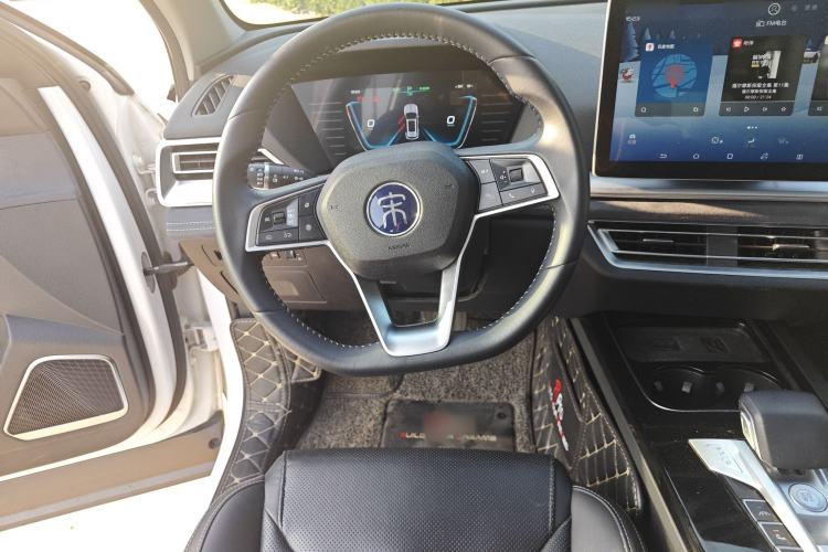 Used BYD Song Pro New Energy 2019 EV High-Power Long-Range Flagship Model Interior 2