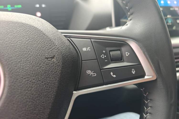 Used BYD Song Pro New Energy 2019 EV High-Power Long-Range Flagship Model Interior 3
