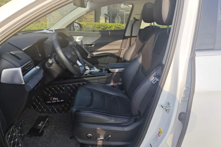 Used BYD Song Pro New Energy 2019 EV High-Power Long-Range Flagship Model Interior 3