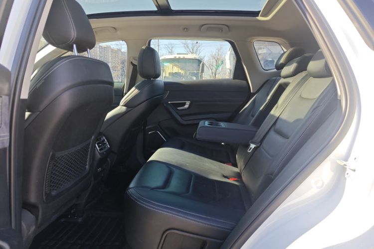 Used BYD Song Pro New Energy 2019 EV High-Power Long-Range Flagship Model Interior 4