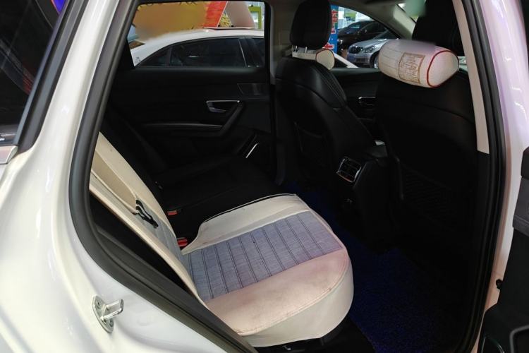 Used BYD Song Pro New Energy 2019 DM 1.5T Four-Wheel Drive Performance Edition Flagship Model Interior 5
