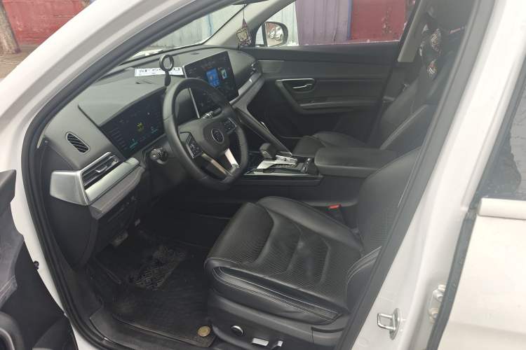 Used BYD Song Pro New Energy 2019 EV High-Power Long-Range Flagship Model Interior 6