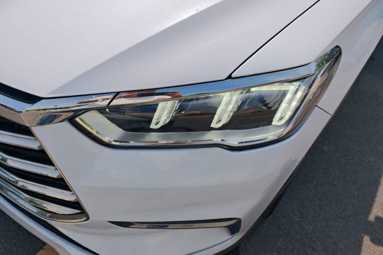 Used BYD Song Pro New Energy 2019 DM 1.5T Four-Wheel Drive Performance Edition Deluxe Model Left Front Headlight