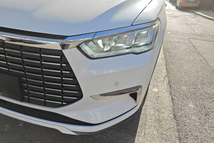 Used BYD Song Pro New Energy 2019 EV High-Power Long-Range Flagship Model Left Front Headlight