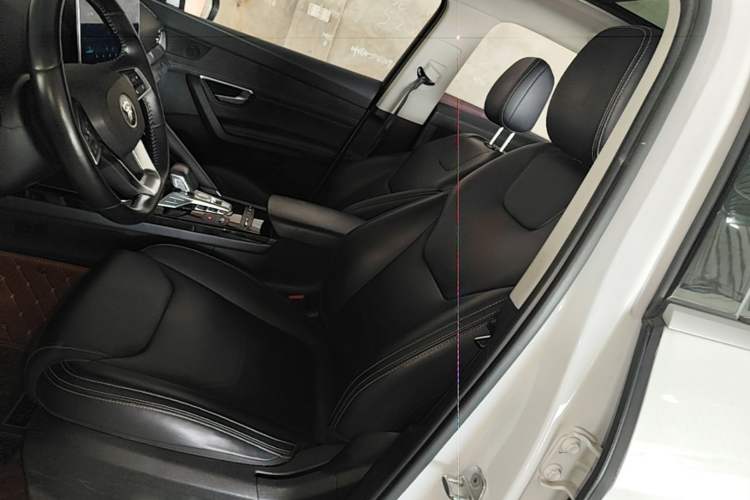 Used BYD Song Pro New Energy 2019 DM 1.5T Four-Wheel Drive Performance Edition Deluxe Model Left Front Seat