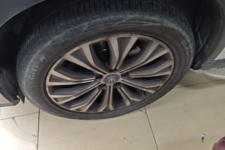 Used BYD Song Pro New Energy 2019 DM 1.5T Four-Wheel Drive High-Energy Version Left Front Wheel Hub