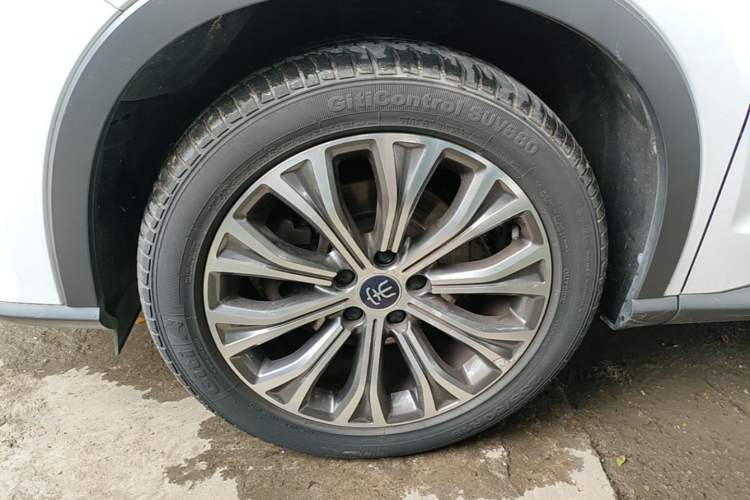 Used BYD Song Pro New Energy 2019 DM 1.5T Four-Wheel Drive Performance Edition Flagship Model Left Front Wheel Hub