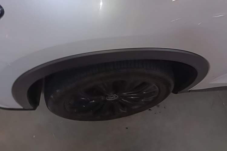 Used BYD Song Pro New Energy 2019 DM 1.5T Four-Wheel Drive Performance Edition Deluxe Model Left Front Wheel Hub
