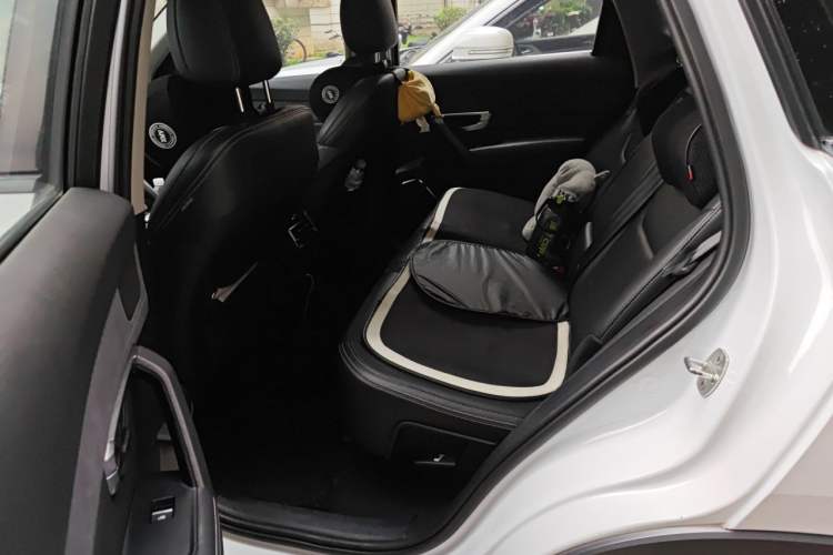 Used BYD Song Pro New Energy 2019 DM 1.5T Four-Wheel Drive Performance Edition Deluxe Model Left Rear Seat