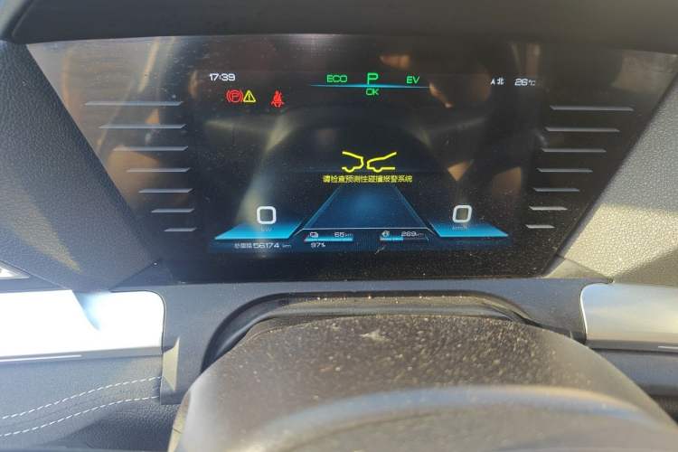 Used BYD Song Pro New Energy 2019 DM 1.5T Four-Wheel Drive Performance Edition Flagship Model Odometer Close Up