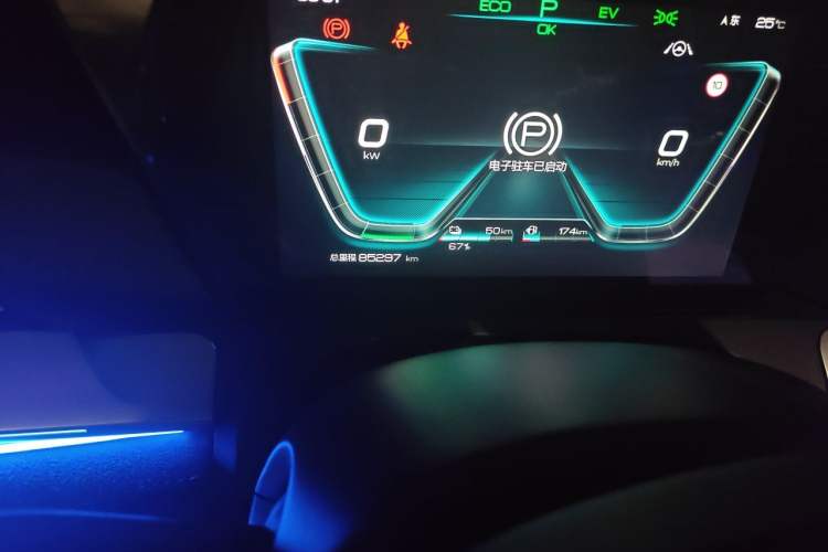 Used BYD Song Pro New Energy 2019 DM 1.5T Four-Wheel Drive Performance Edition Flagship Model Odometer Close Up