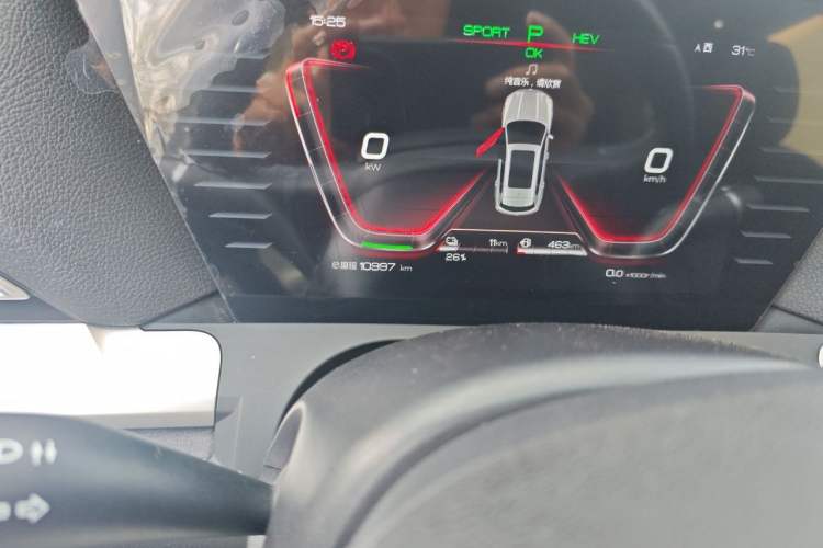 Used BYD Song Pro New Energy 2019 DM 1.5T Four-Wheel Drive Performance Edition Deluxe Model Odometer Close Up
