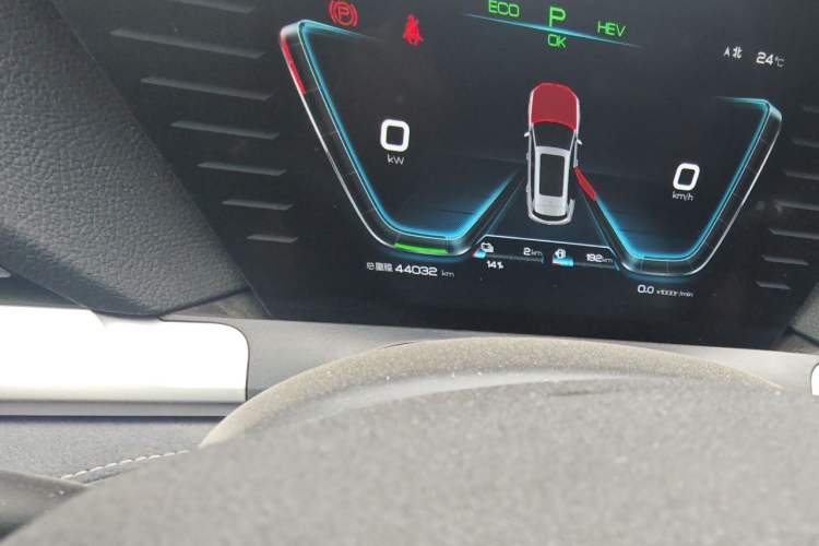 Used BYD Song Pro New Energy 2019 DM 1.5T Four-Wheel Drive Performance Edition Deluxe Model Odometer Close Up