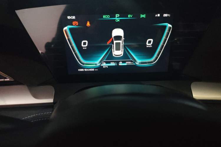 Used BYD Song Pro New Energy 2019 DM 1.5T Four-Wheel Drive Performance Edition Deluxe Model Odometer Close Up