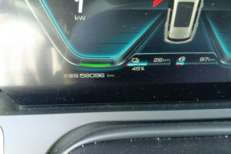 Used BYD Song Pro New Energy 2019 DM 1.5T Four-Wheel Drive Performance Edition Comfort Model Odometer Close Up