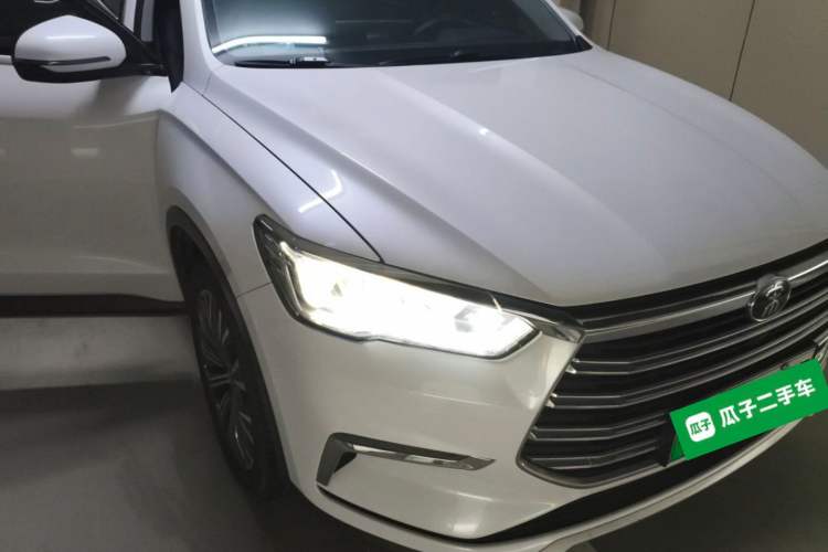 Used BYD Song Pro New Energy 2019 DM 1.5T Four-Wheel Drive Performance Edition Comfort Model Right Front Headlight
