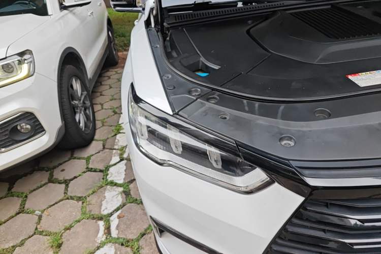 Used BYD Song Pro New Energy 2019 DM 1.5T Four-Wheel Drive Performance Edition Deluxe Model Right Front Headlight