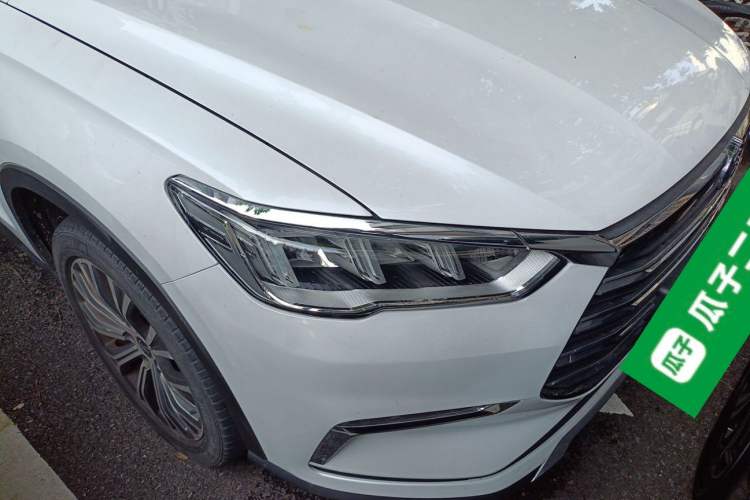Used BYD Song Pro New Energy 2019 DM 1.5T Four-Wheel Drive Performance Edition Deluxe Model Right Front Headlight