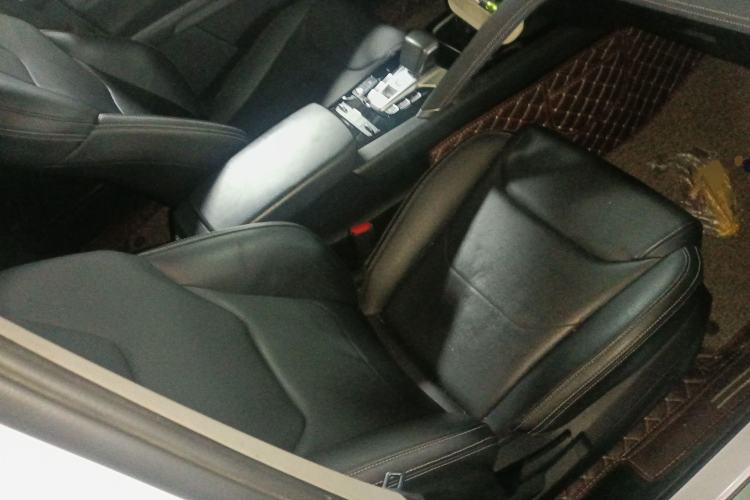 Used BYD Song Pro New Energy 2019 DM 1.5T Four-Wheel Drive Performance Edition Deluxe Model Right Front Seat