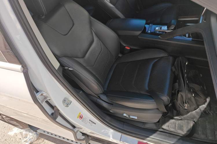 Used BYD Song Pro New Energy 2019 EV High-Power Long-Range Flagship Model Right Front Seat