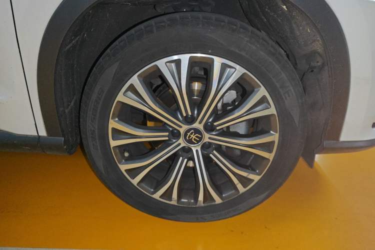 Used BYD Song Pro New Energy 2019 DM 1.5T Four-Wheel Drive Performance Edition Deluxe Model Right Front Wheel Hub