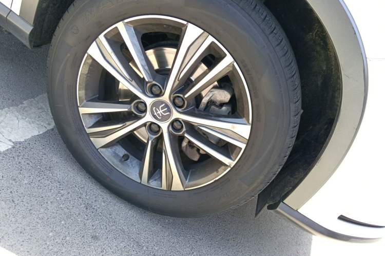 Used BYD Song Pro New Energy 2019 DM 1.5T Four-Wheel Drive Performance Edition Comfort Model Right Front Wheel Hub